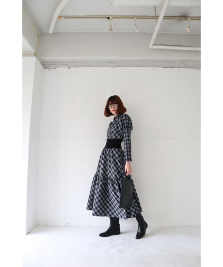 puff sleeve arm botton blouse check black