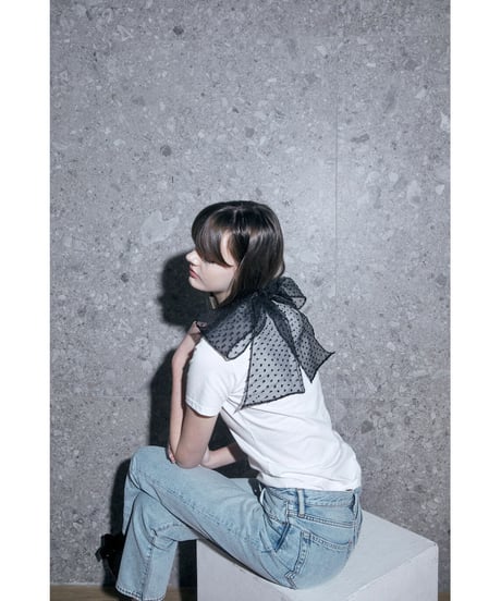 back ribbon "BONNE" logo tee