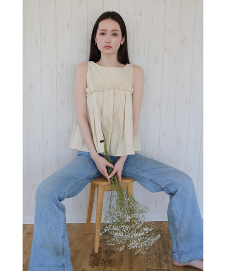 wave frill pleats tops beige