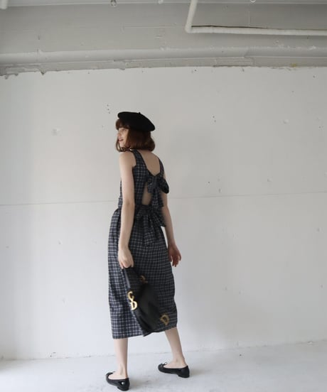 back double ribbon  one-piece check