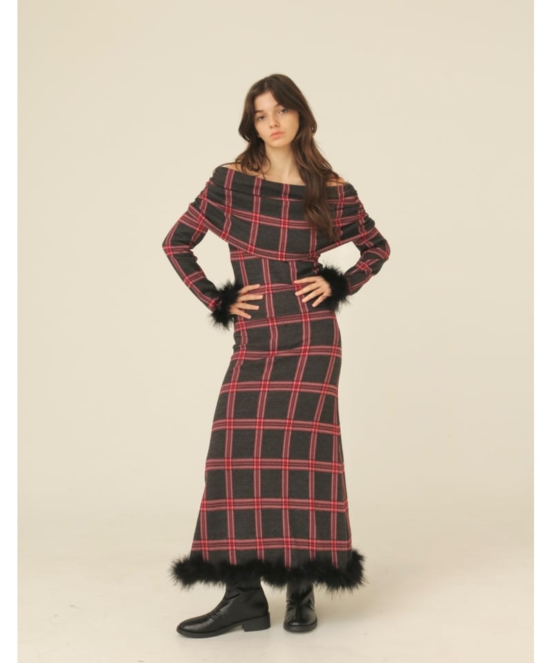 off shoulder fur one-piece grayxred | BONNE