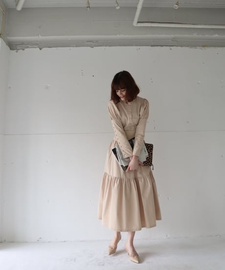 puff sleeve arm button blouse beige