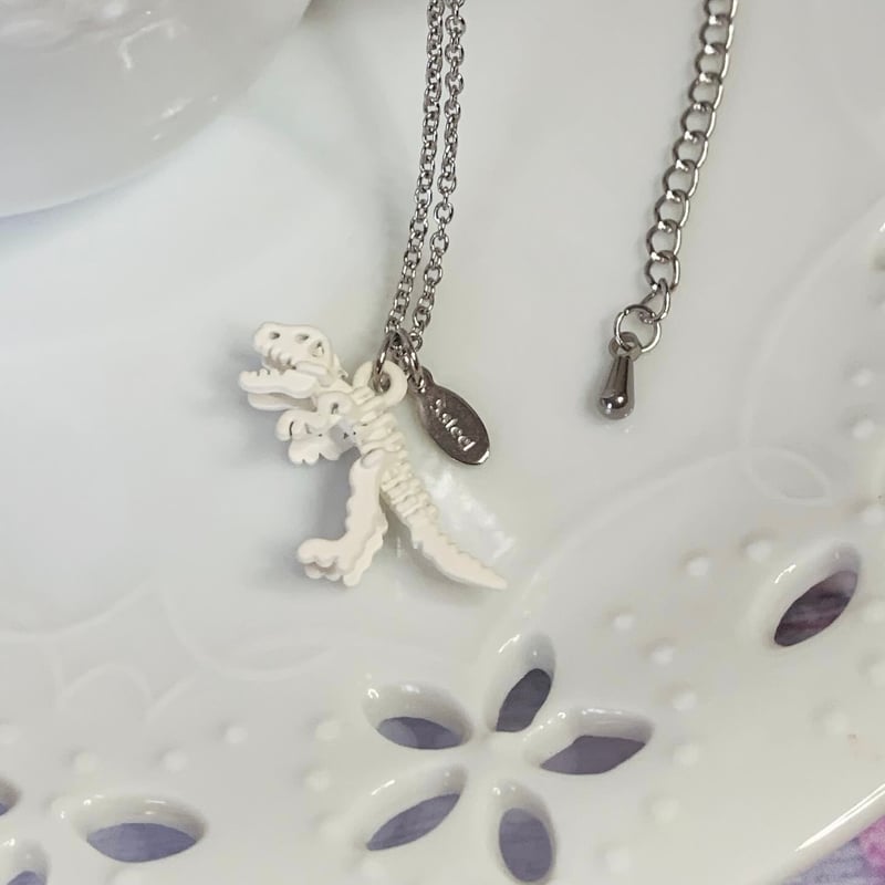 恐竜骨格モチーフネックレス | dino-world