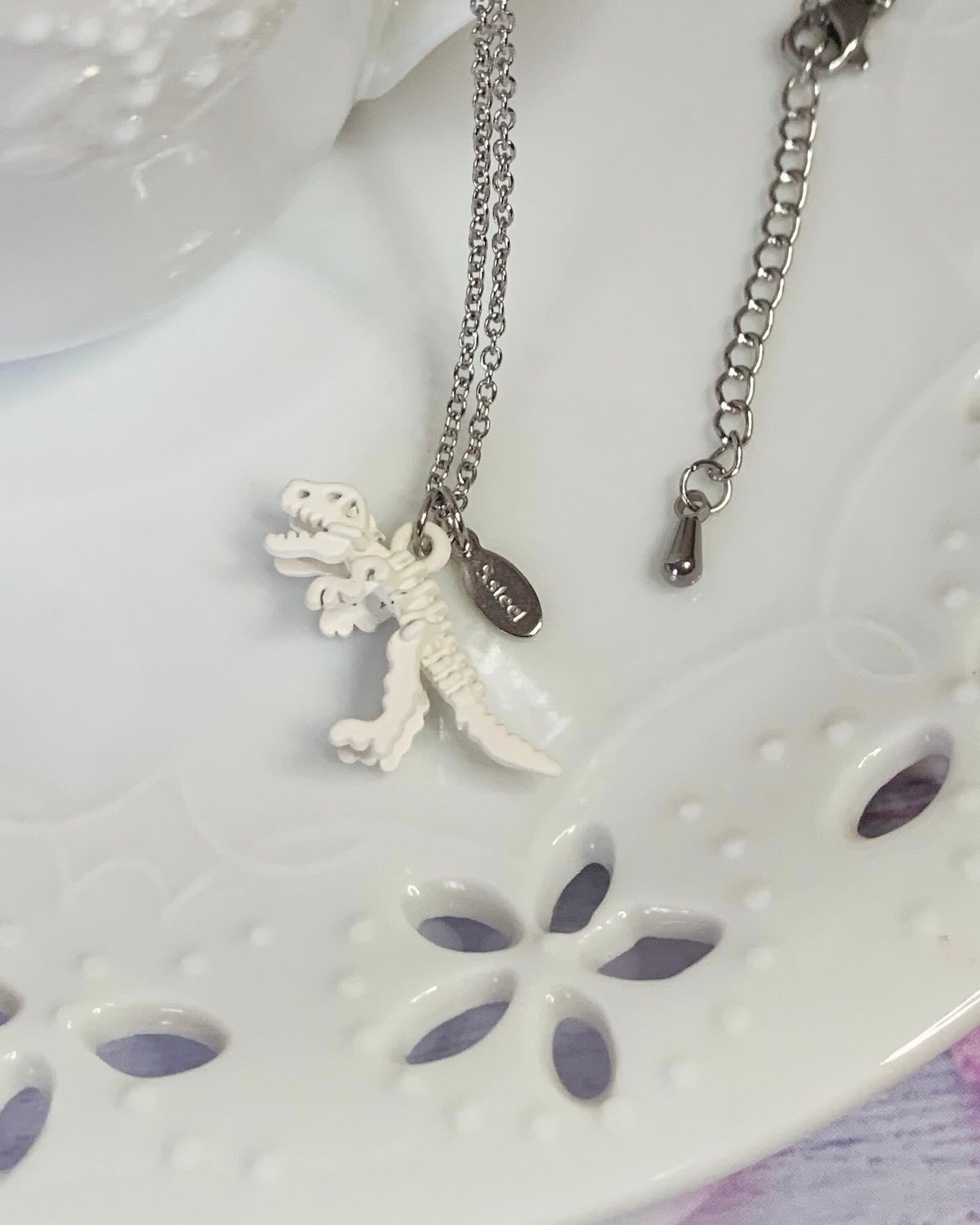 恐竜骨格モチーフネックレス | dino-world