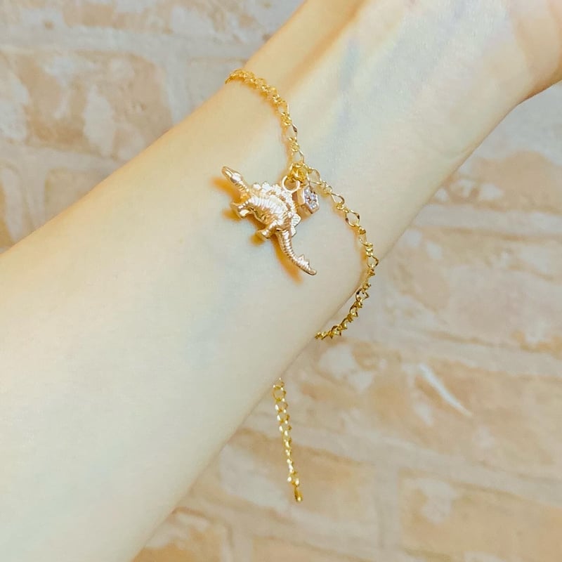 ジルコニア付き 恐竜ブレスレット（ステゴサウルスブレスレット