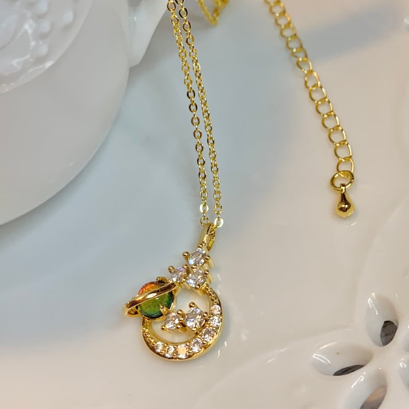 CZダイヤ 月＆土星・星々の輝きネックレス （土星と月のネックレス