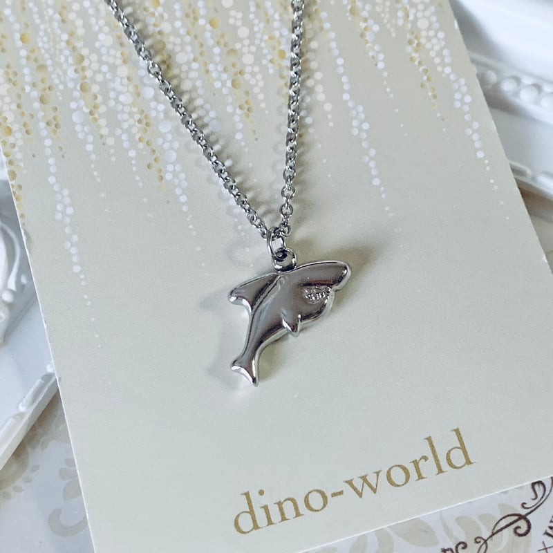ステンレス製 メガロドンネックレス （サメネックレス） | dino-world