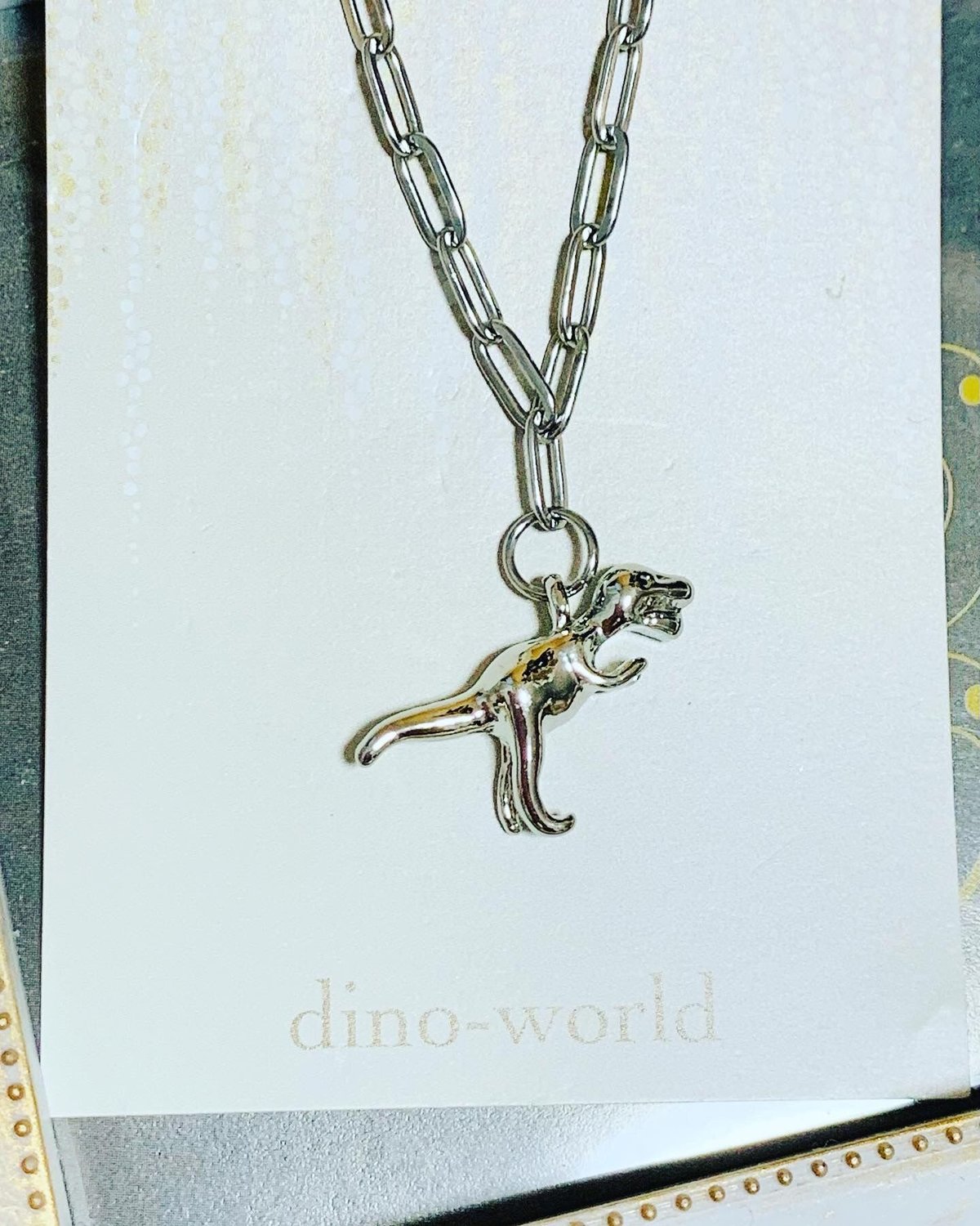 ★agnes b. ★レディース Dino 恐竜 ブレスレット/送料込 ☆agnes b. ☆レディース Dino 恐竜 ブレスレット/送料込