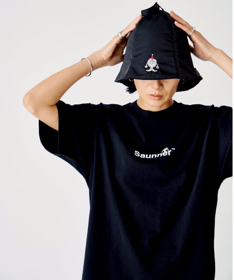 SaunnerロゴTシャツブラック（TTNEコラボ） | SeaSaunaShack STORE