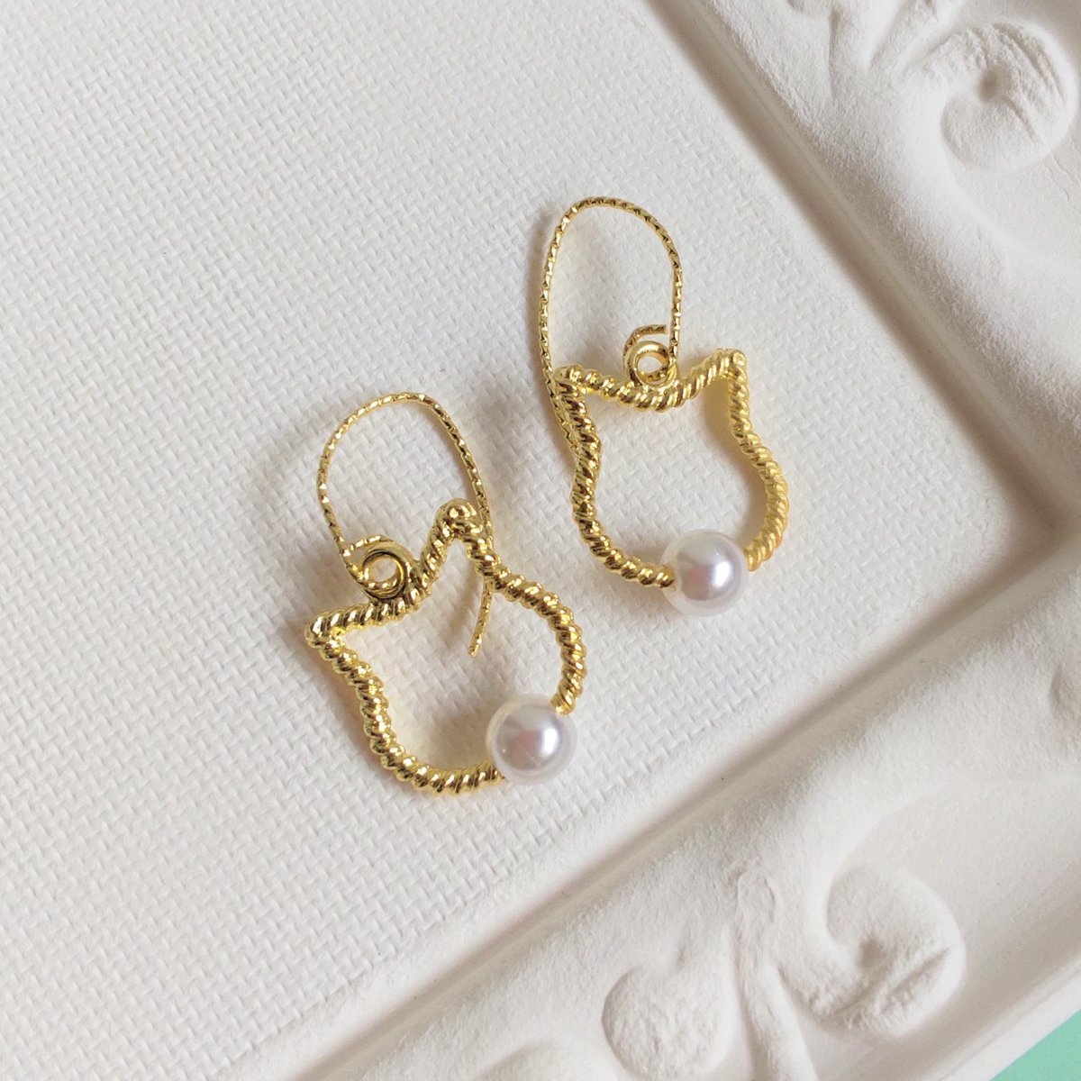 ☆ねこチム☆パールロングピアス ☆ねこチム様専用☆パールロングピアス
