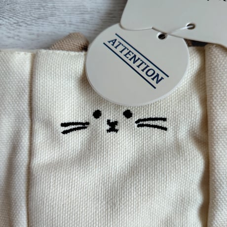 ねこねこ マルチショルダーバッグ　白猫