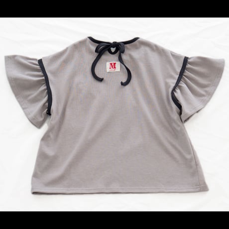 frill T