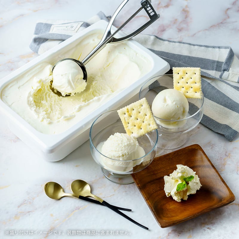 セール中 あいすくりーむ様order made page 2段アイス(*´▽`人