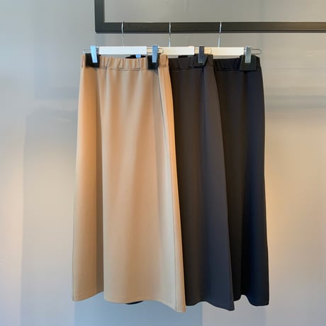 最終値下げ⭐︎新品未使用タグ付き⭐︎カフネ　cafune ドロストカーゴサロペット CATEGORY cafune （カフネ） | nulla online