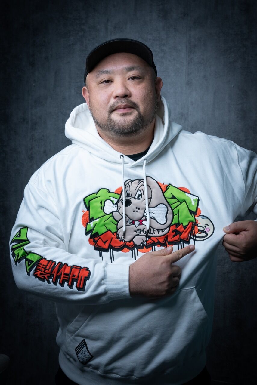 グランサガ カルマ コラボ パーカー 白 ホワイト 男女兼用