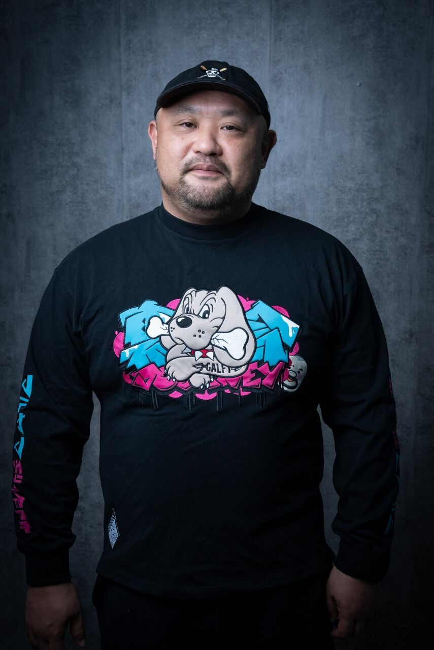 地元最高！×裏社会ジャーニーコラボTシャツ　サイン入り　非売品 fit=scale-down,w=1200
