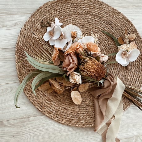 bouquet-resort palm-