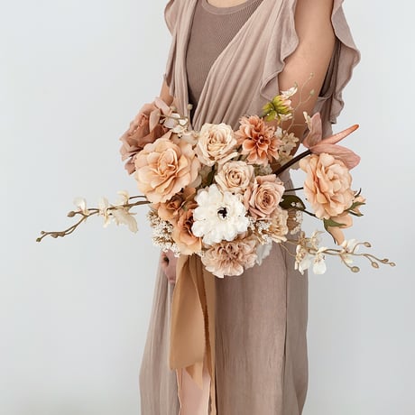 bouquet-apricot beige-