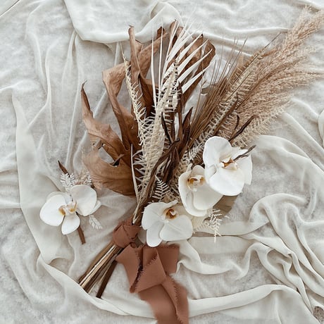 bouquet -brown orchid-