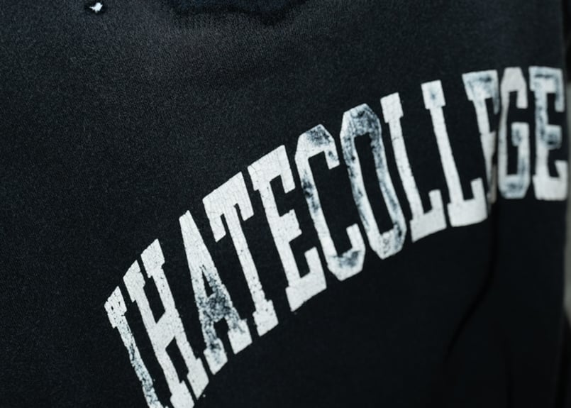 COLLEGE LOGO SWEAT by 33-310