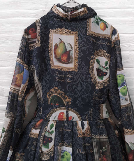 Fruit Still Life Art Museum one-piece dress（Black）
