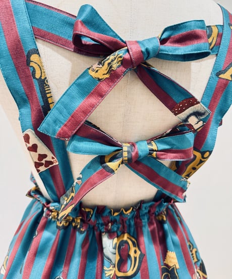 Alice in Wonder Glyph Skirt（Blue）