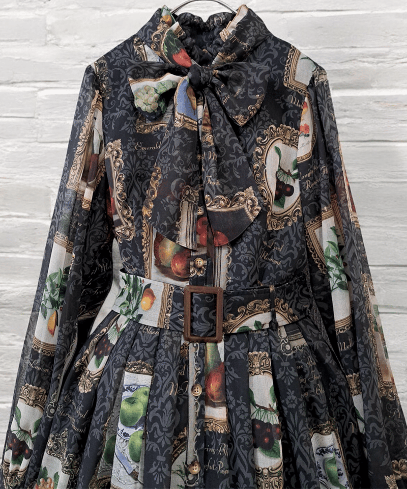 Fruit Still Life Art Museum one-piece dress(Bla Fruit Still Life Art Museum one-piece dress(Bla
