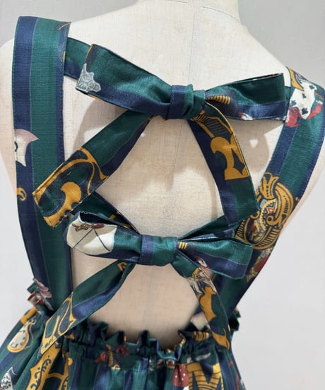 Alice in Wonder Glyph Skirt（Green）