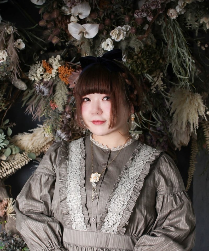 トーションレース付きワンピース（BK×WH） | Perla nell' ostrica