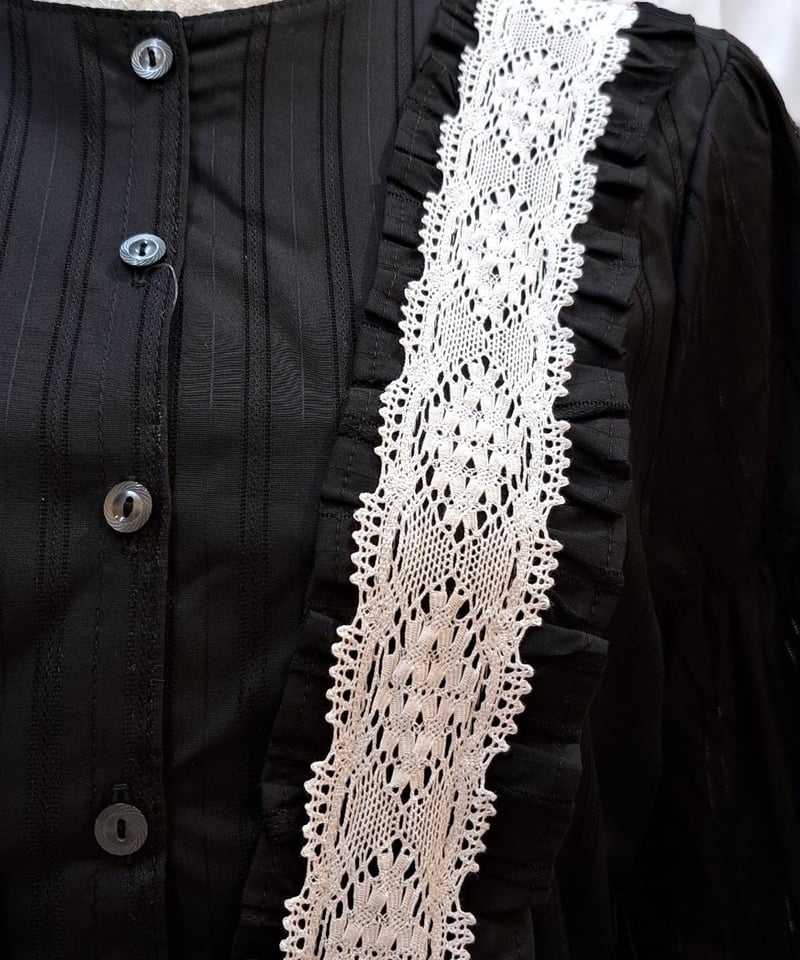 トーションレース付きワンピース（BK×WH） | Perla nell' ostrica