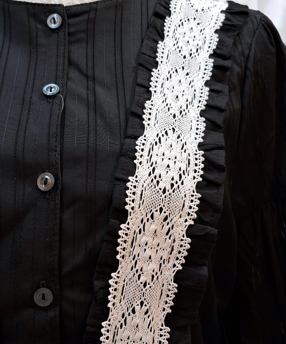 トーションレース付きワンピース（BK×WH） | Perla nell' ostrica