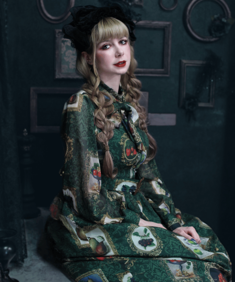 Fruit Still Life Art Museum one-piece dress（Pur