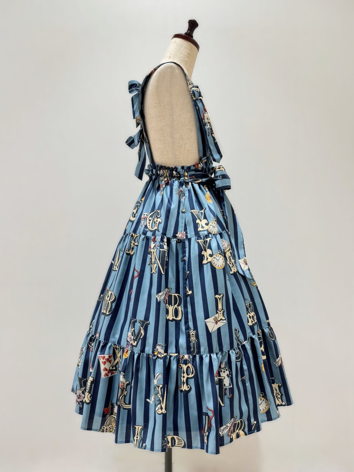 Alice in Wonder Glyph Skirt（Sax blue） | Perla n