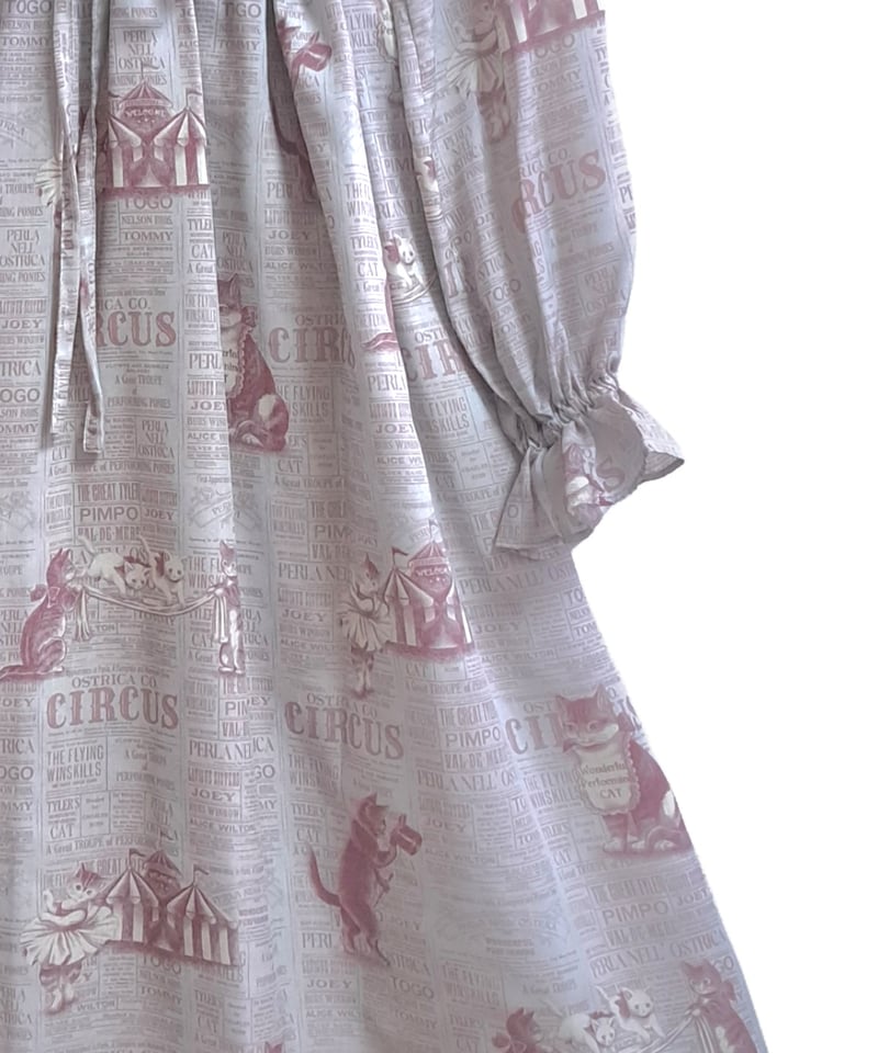 Duo A】キャットサーカス襟付きワンピース | Perla nell' ostrica