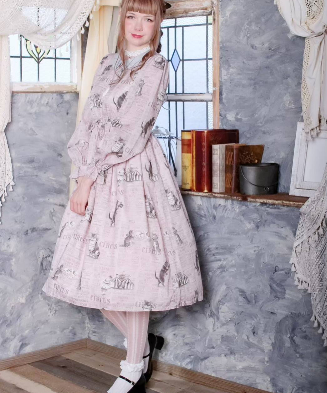 タグ付き♥キャットサーカス襟付きワンピPerla nell’ ostぺルラネルオ タグ付き♥キャットサーカス襟付きワンピPerla nell' ostぺルラネルオ