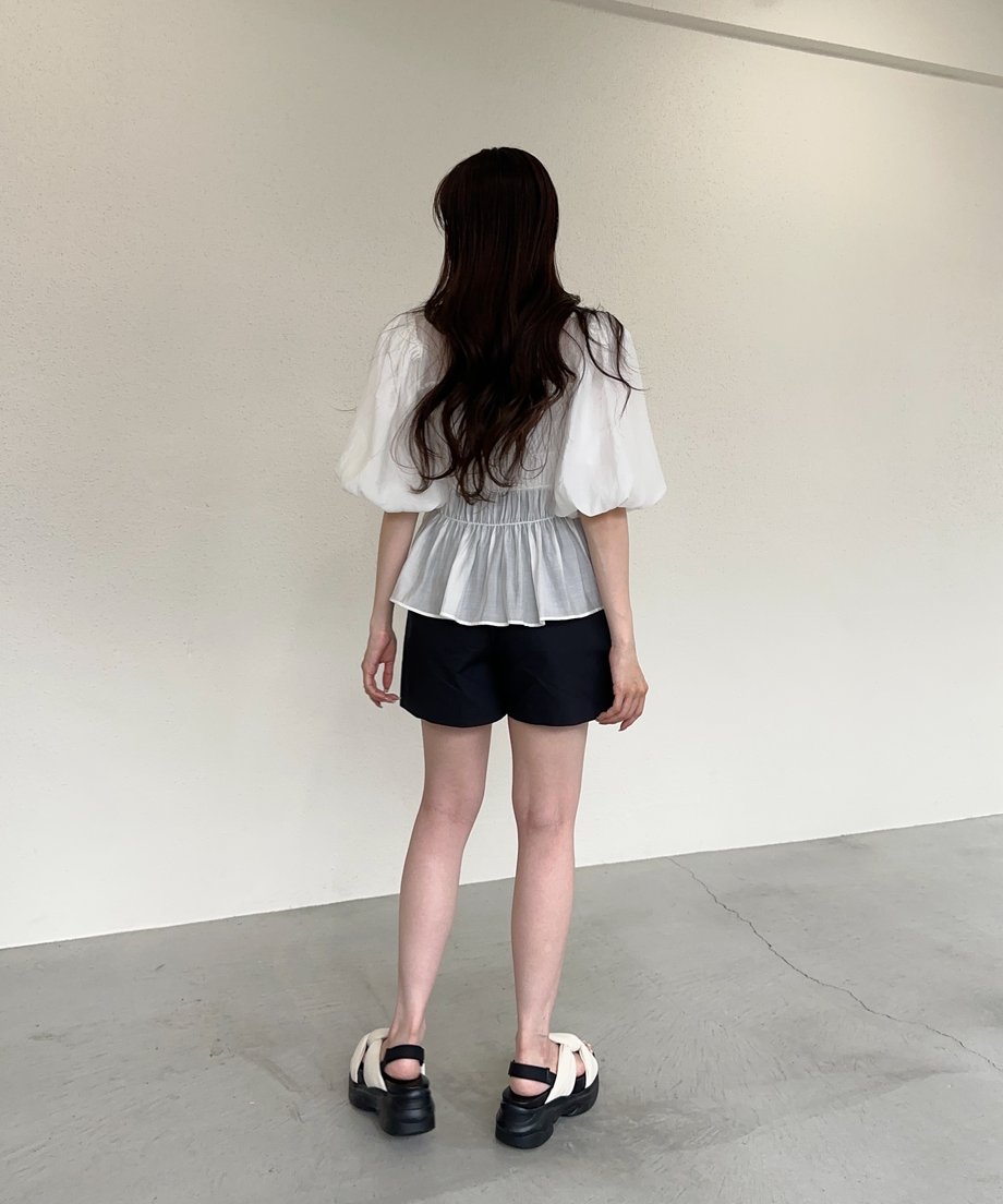 687b53b57ebe0a30d721182e