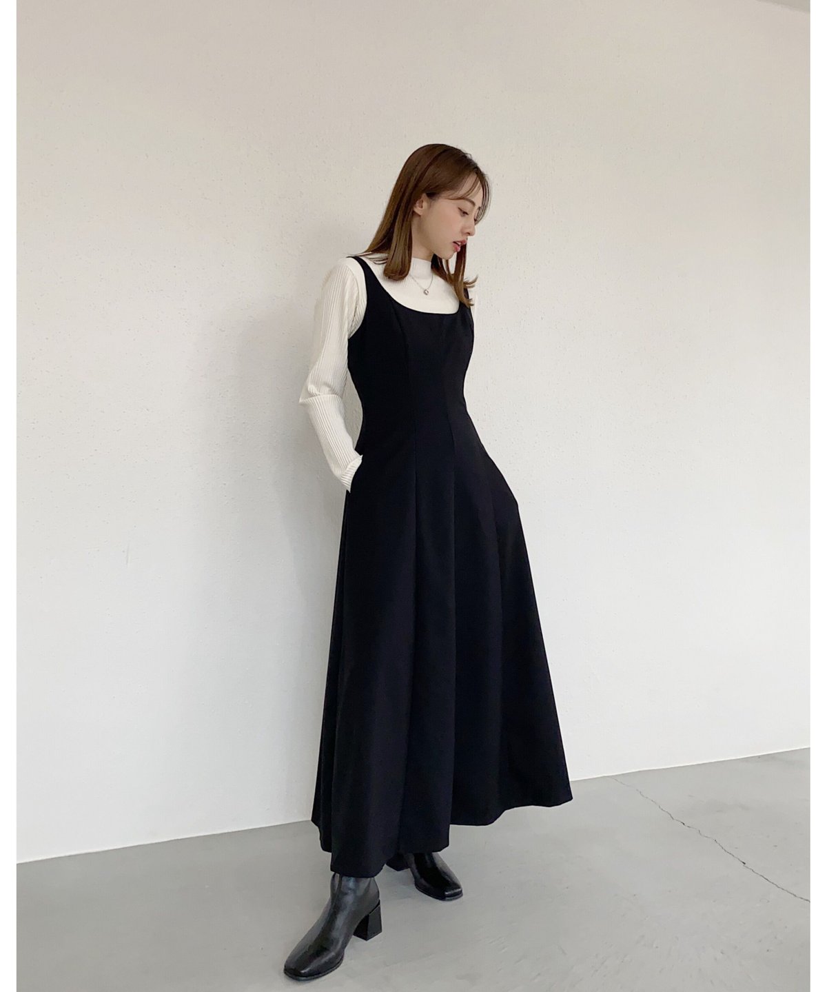 美品 バーバリー ブルーレーベル ワンピース フレアスカート プリーツ 黒 秋冬 美品 バーバリー ブルーレーベル ワンピース フレアスカート