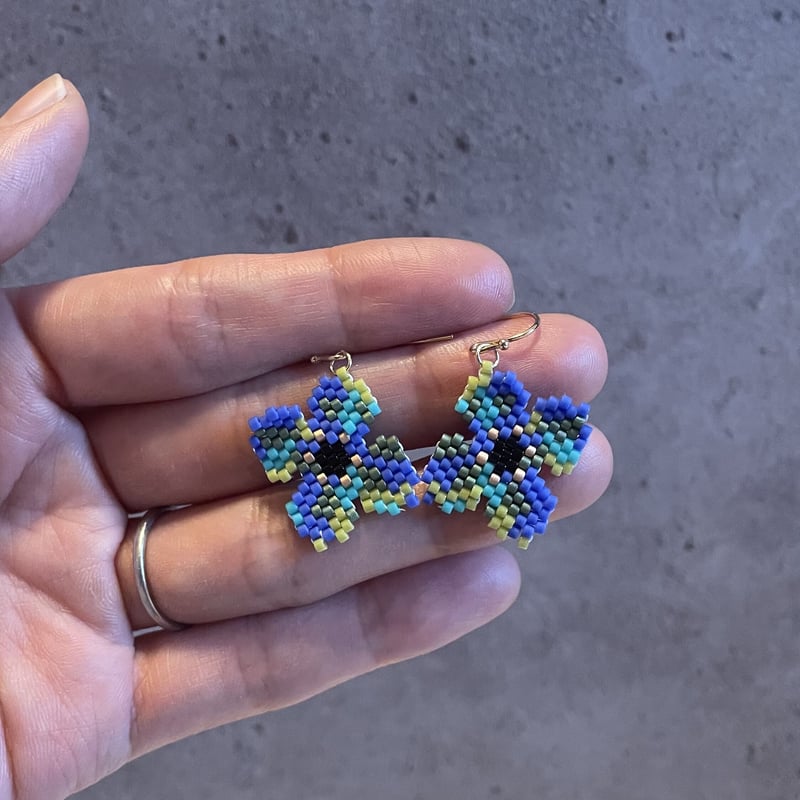 フラワー2022 ビーズステッチ図案 | Natsupanman beads shop フラワー2022 ビーズステッチ図案 | Natsupanman beads shop