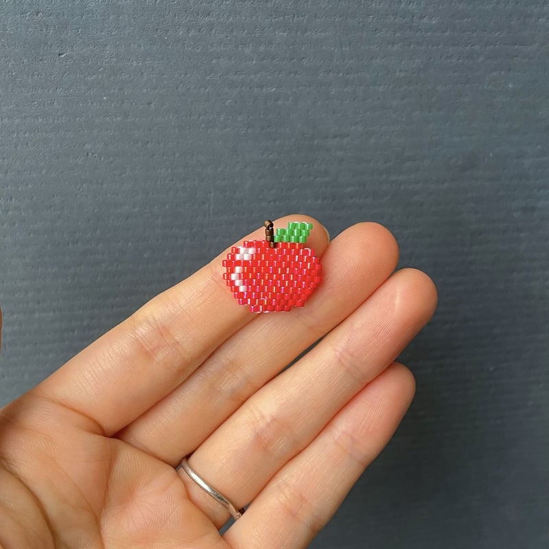 あなたのりんご ビーズステッチ図案 | Natsupanman beads shop あなたのりんご ビーズステッチ図案 | Natsupanman beads shop