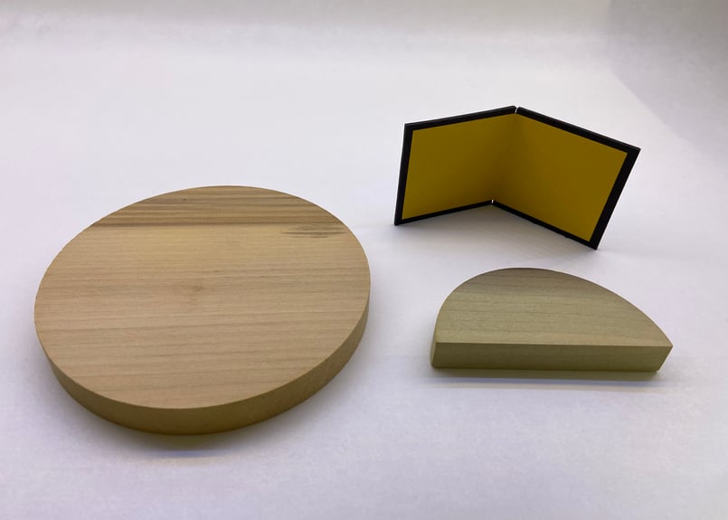 豆雛十人セット 木の台座 屏風付 | くれ張り子 まさはち工房