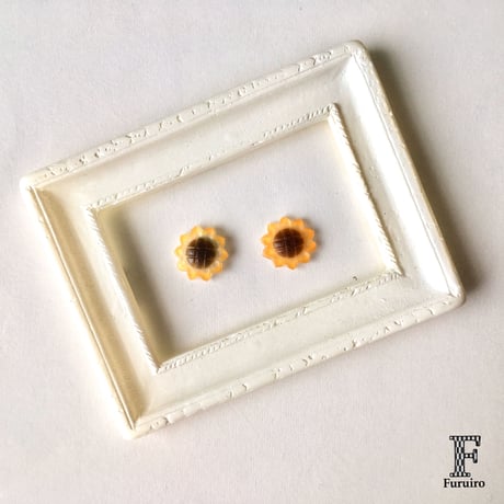 [限定]ちいさなヒマワリ　ピアス