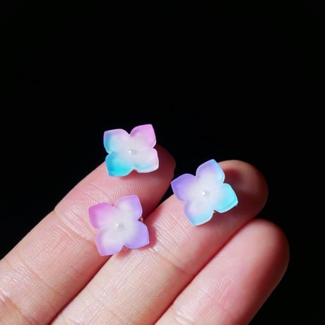 [限定]3色＊涼やかなあじさい　イヤリング