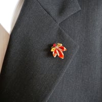 [限定]3色＊つまみ細工　紅葉　ピンバッジ（メンズブローチ）