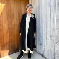 【受注品】厚手★4型✴︎幸せな春秋四角リネンコート魔法のスッキリシルエット、さらっと羽織れる✴︎国産高級ベルギーリネン✴︎【味わいブラック】