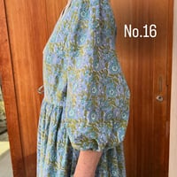 【完成品1点物ＭＬ】No.16  憧れのカシュクールドレス✴︎気持ちいい極薄コットン★水色×黄緑花柄