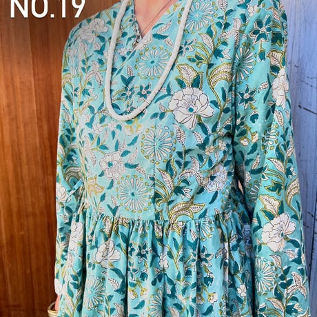 【完成品1点物ＭＬ】No.19   憧れのカシュクールドレス✴︎気持ちいい極薄コットン★ライトグリーン×クリーム花柄
