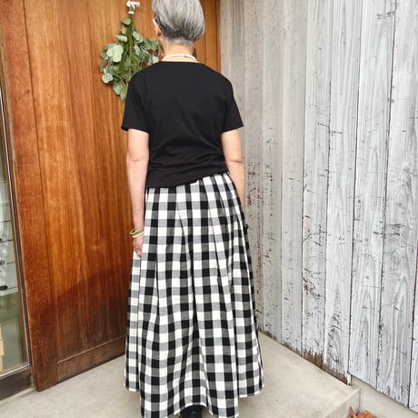 受注品●綿麻しっかり目素材　大人可愛い大きなチェックスカート★サイズセミオーダー可　オールシーズン　白×黒