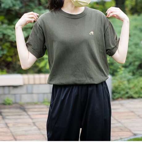 【完全受注生産】動物と植物のつながりTシャツ（オオサンショウウオ刺繍）