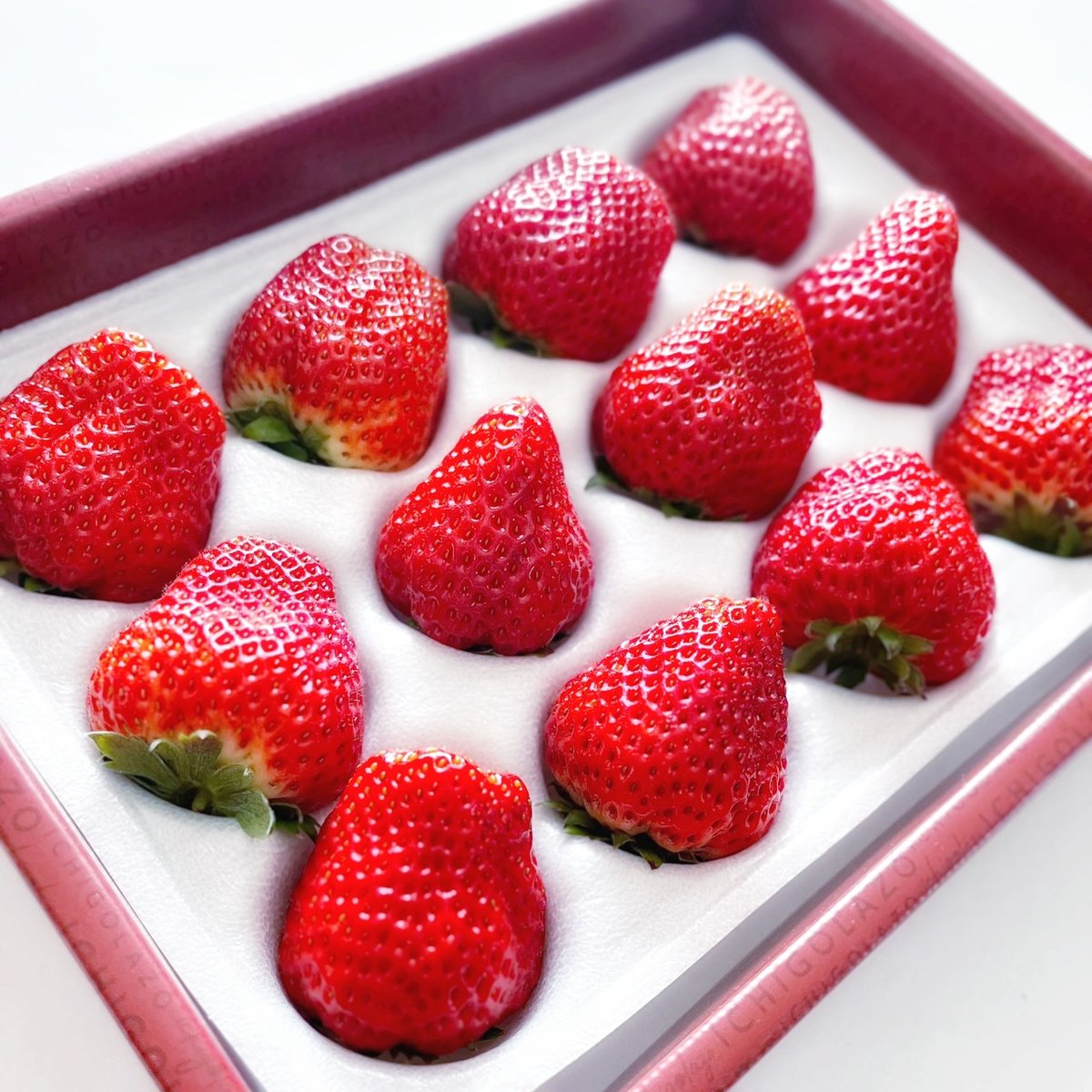 ギフト用のいちごらっそ】 + 【いちごらっそ・4パック入り】各1箱