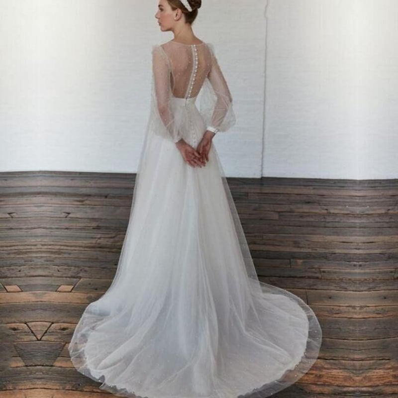 ウェディングドレス セクシー 深Vネック 二次会 | hiradress 